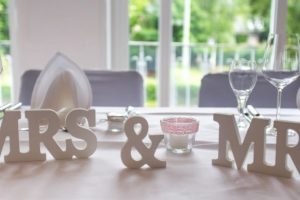 Mr and Mrs sign - Local Wedding Spending Trends, Detroit Wedding Day